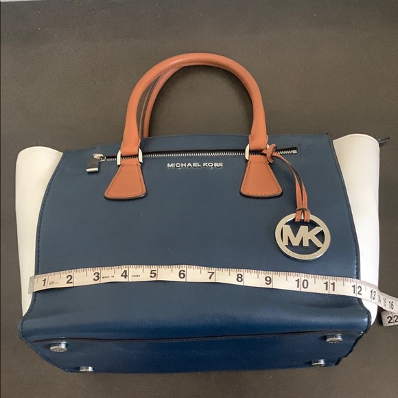 Michael Kors Blue and White Satchel with Timeless Elegance - Picture 2 of 13